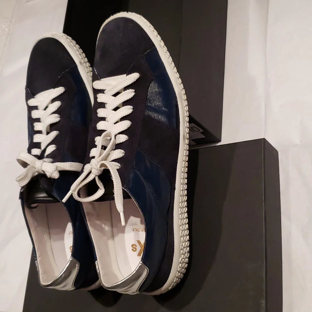 oXs Italy New Sneakers Edgy Wedge Tennis Shoes Suede Leather Women's 10 NIB